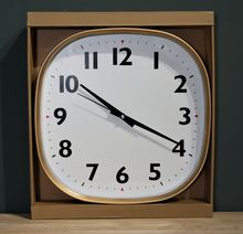 Product image of საათი - 33 სმ-იანი- მასალა: პლასტმასი, კლასიკური ციფერბლატით