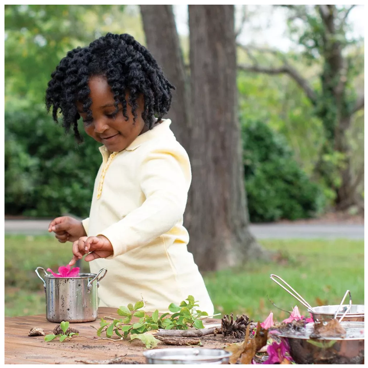 beleduc-kitchen-set-satamasho-samzareulos-nakrebi-photo-2