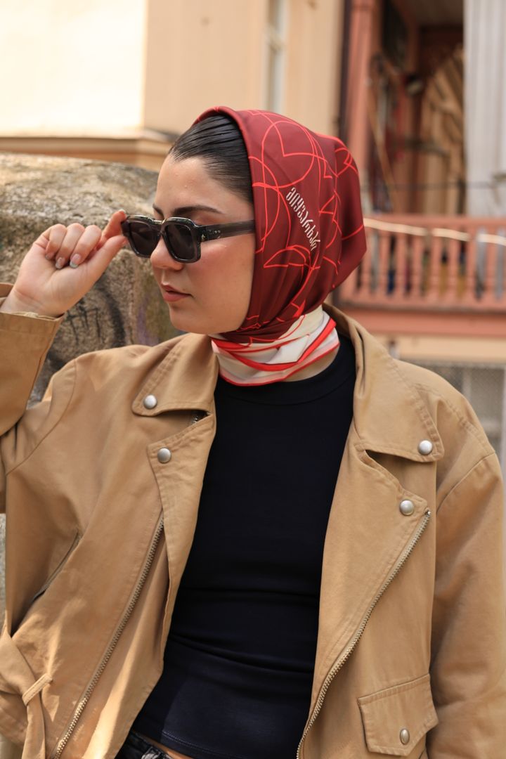 qarizma-sharfi-miqvarkhar-photo-2