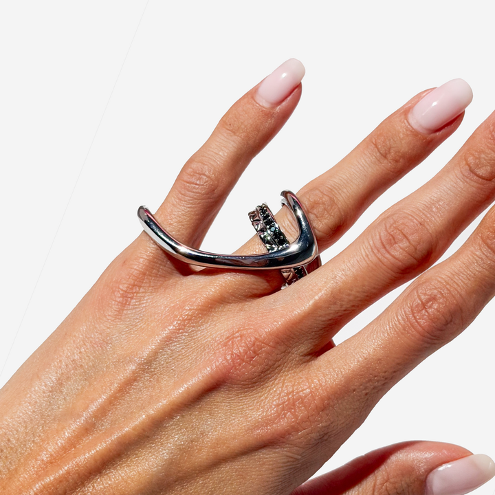 14k-mooqrovili-ormagi-bechedi