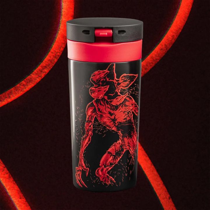 bialetti-stranger-things-100954-termosi-038-l-photo-2