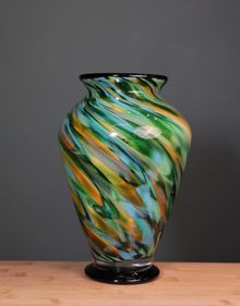 Product image of ლარნაკი - მწვანე პალიტრა 12*30სმ