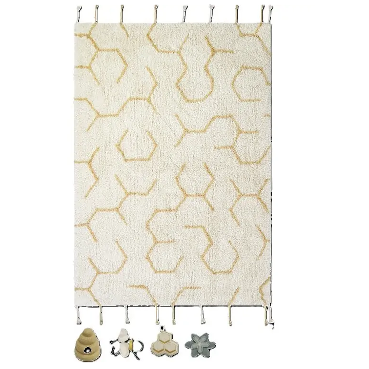 lorena-canals-play-rug-pollination-khelnaketi-sabavshvo-khalicha