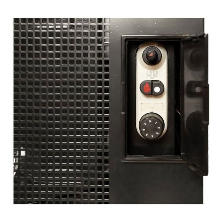 akog-2m-sp-black-gazis-gamatbobeli-20-30-m2-convector-photo-3