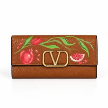 Product image of Valentino ხელით მოხატული საფულე (Replica)