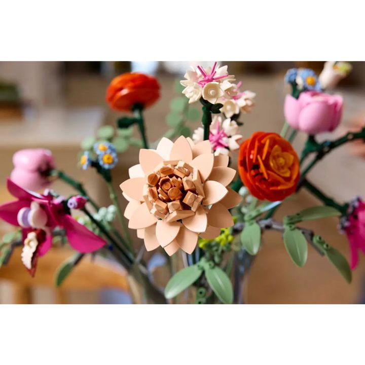 lego-botanicals-pretty-pink-flower-bouquet-749ts-photo-4