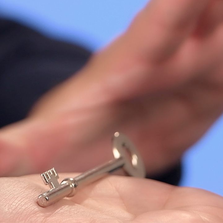 marvins-magic-mind-reading-tricks-fokusebis-gasaketebeli-nakrebi-photo-3