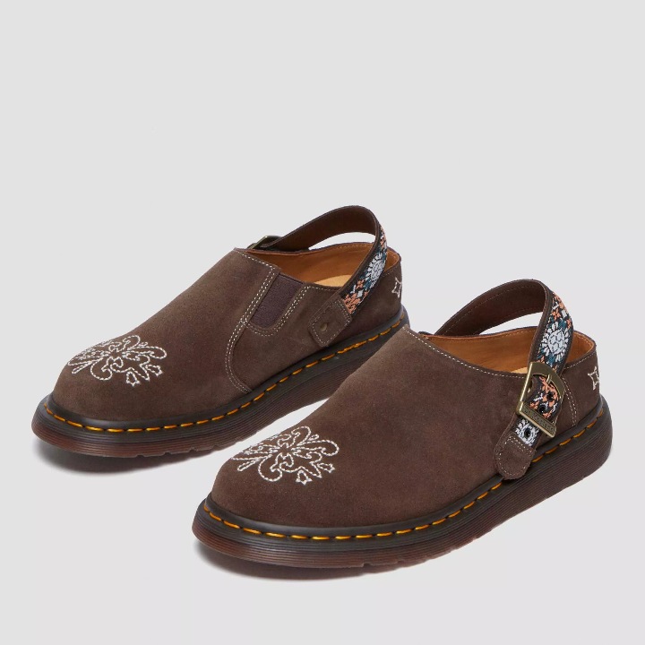 drmartens-qoveldghiuri-fekhsatsmeli-photo-2