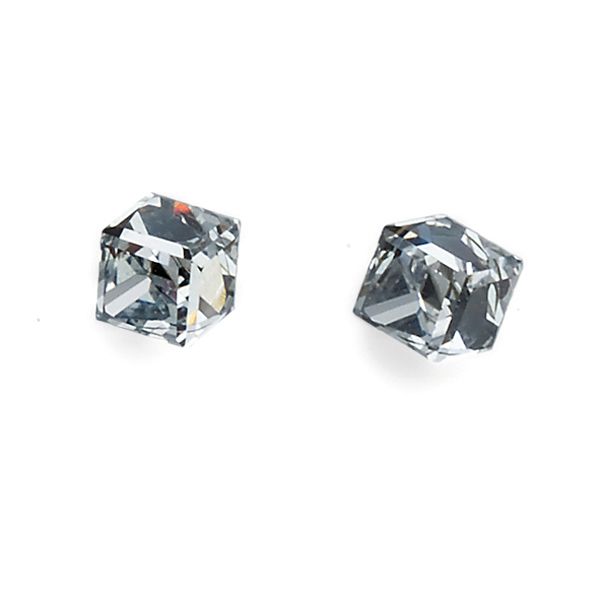 oliver-weber-21015-001-qalis-saqure