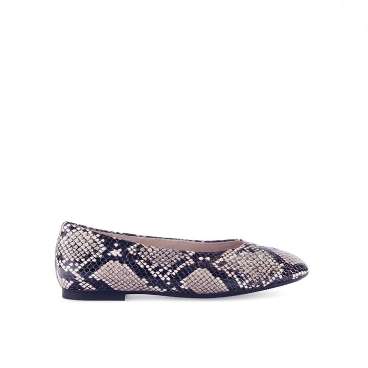 gabor-5896-klasikuri-fekhsatsmeli