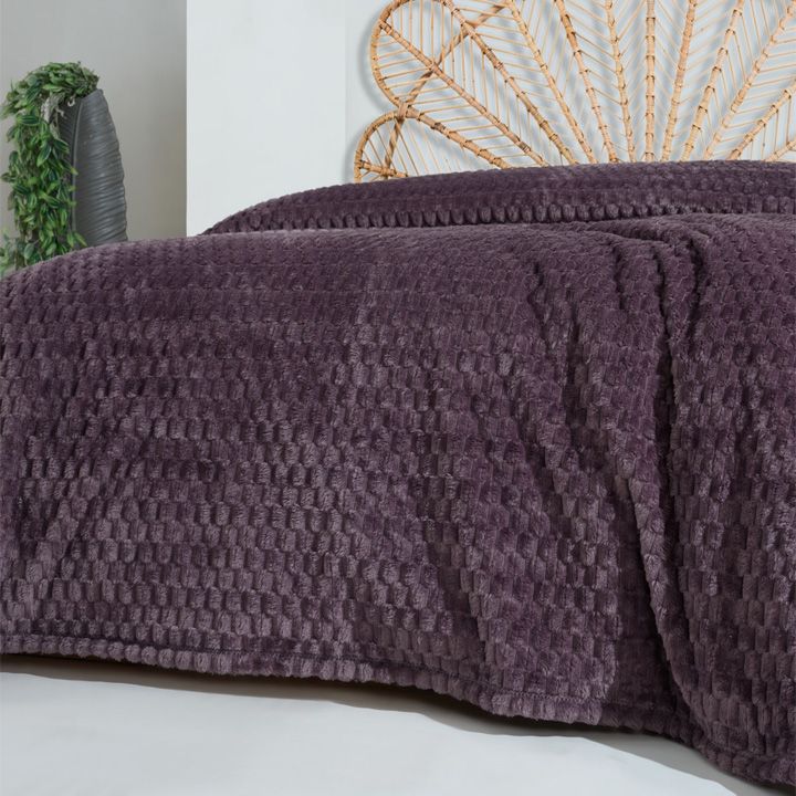 manamo-satsolis-gadasafarebeli-220x240sm