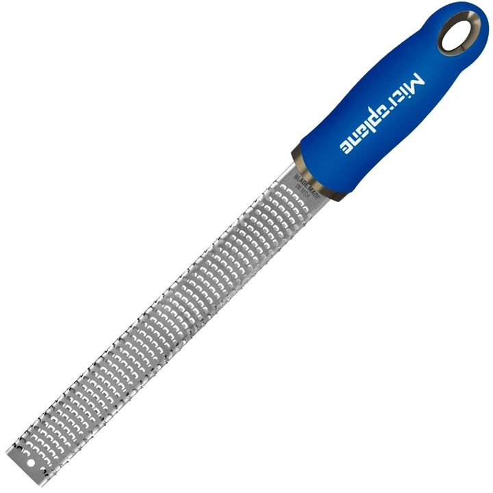 microplane-46263e-premium-blueberry-pop-ze-sakhekhi
