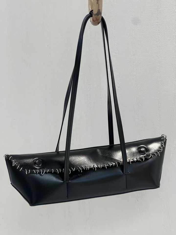 venti-qalis-shavi-chanta