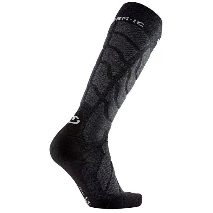 therm-ic-ski-warm-socks-satkhilamuro-tsinda-photo-2