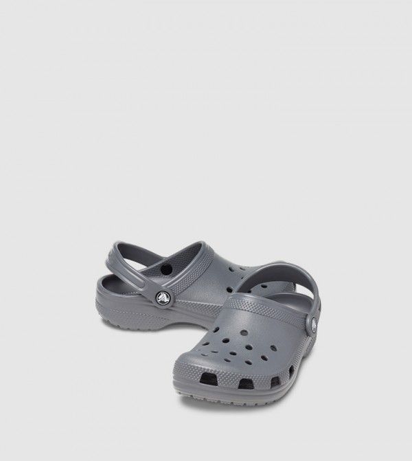 crocs-bavshvis-fekhsatsmeli-photo-3