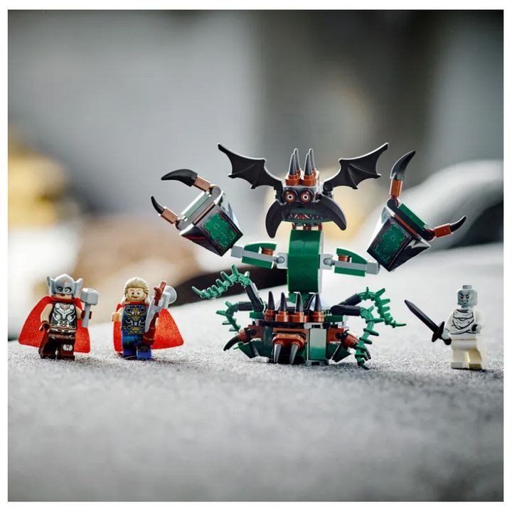lego-attack-on-new-asgard-tori-photo-4