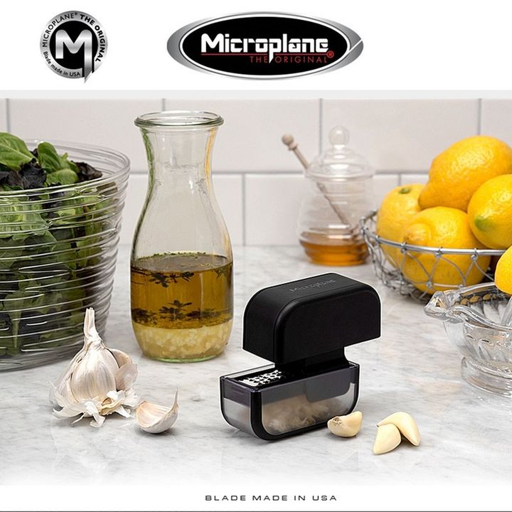 microplane-48914e-garlic-cutter-black-sakhekhi-photo-3