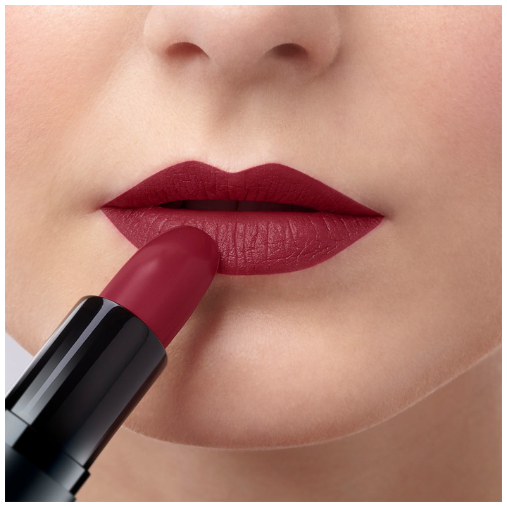 artdeco-perfect-mat-lipstick-127-tuchsatskhi-photo-3