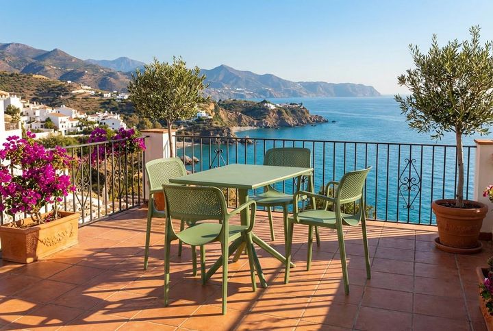 comfort-room-turquli-plasmasis-magida-da-4-skami-mtsvane-photo-2