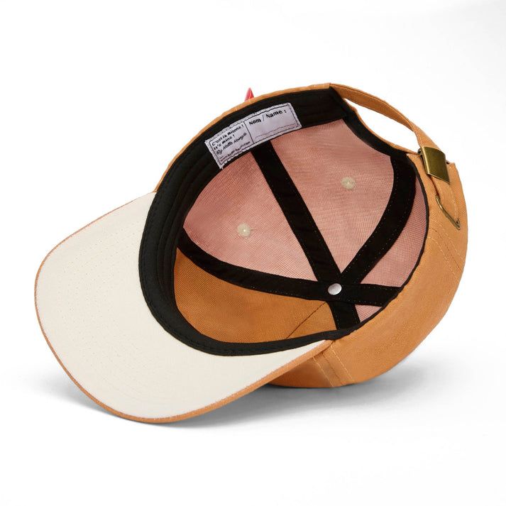 hello-hossy-kepi-linen-outside-9-18-tve-photo-3