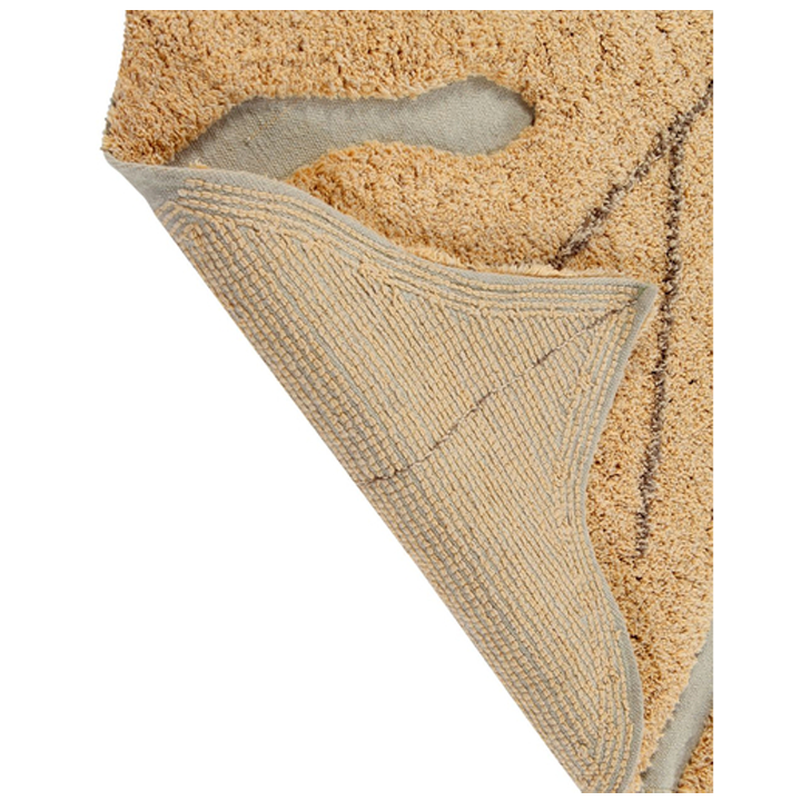 lorena-canals-monstera-honey-khelnaketi-sabavshvo-khalicha-photo-2