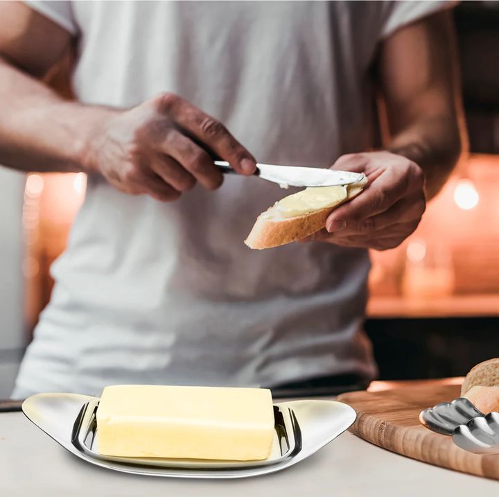 karaqis-dasadebi-da-damcheri-metal-accents-photo-2