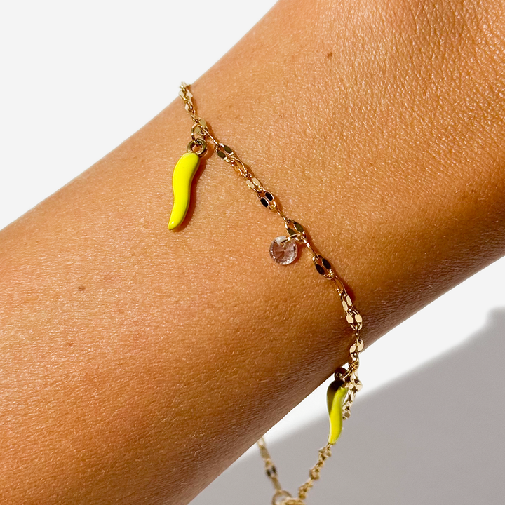 titanis-mooqrovili-samajuri-tsitsakebit