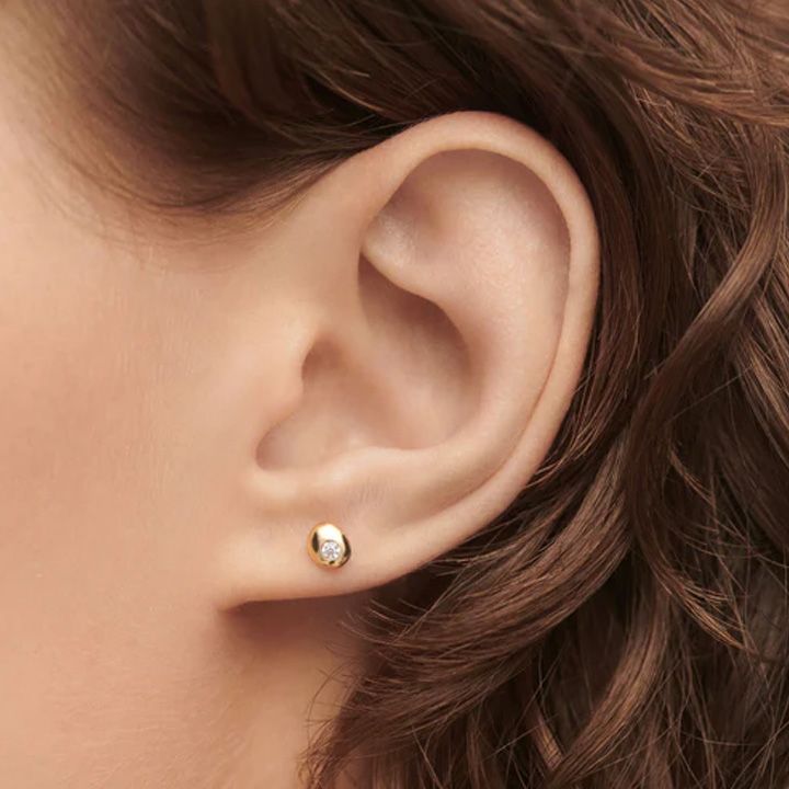 sand-single-stud-ear-saqure-photo-3