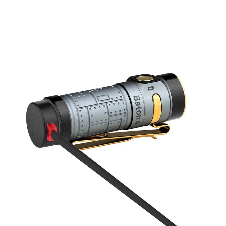 olight-baton-4-fighter-pilot-photo-4