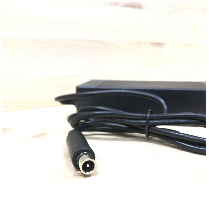 eleqtro-skuteris-damteni-42v-2a-photo-4