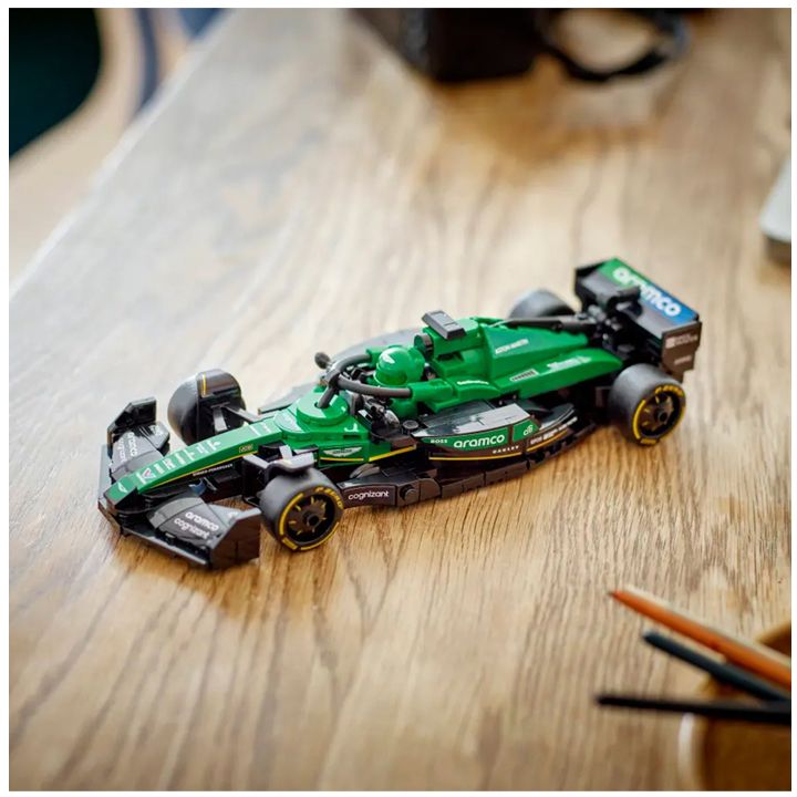 lego-aston-martin-aramco-f1-amr24-race-car-konstruqtori-photo-2