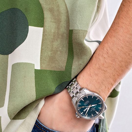 certina-c0324301109100-majis-saati-photo-2