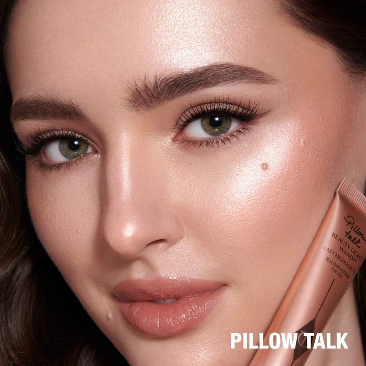 charlotte-tilbury-beauty-light-wand-pillow-talk-12ml-hailaiteri-photo-2