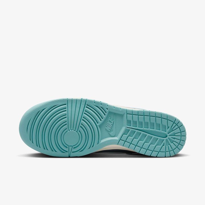 nike-dunk-low-botasi-photo-4