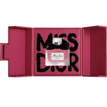 Product image of Dior Miss Dior Essence 5მლ სუნამოს მინიატურა ყუთით