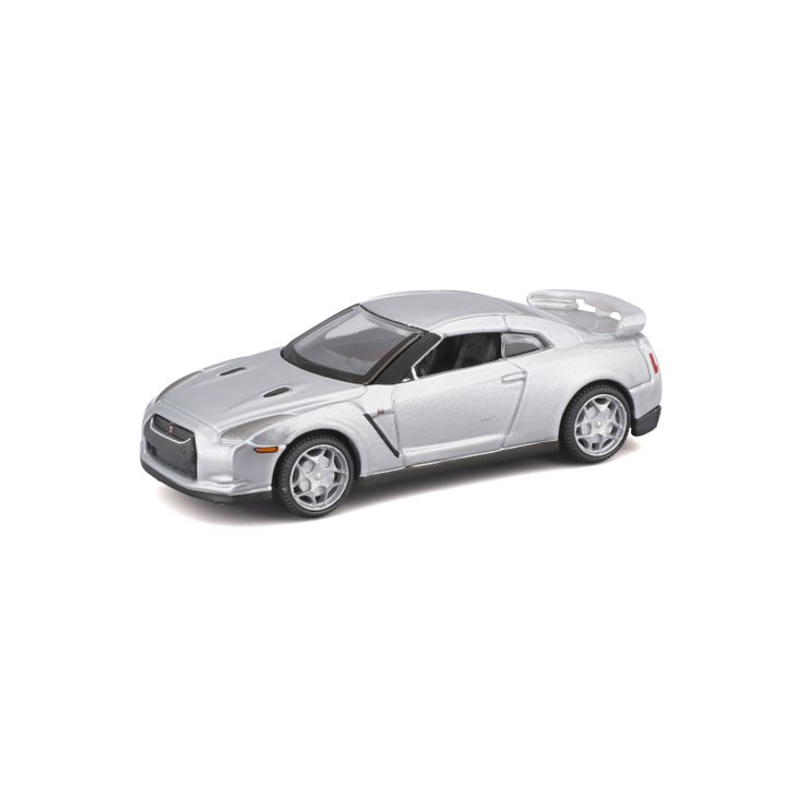 nisan-gt-r-r35-2009--strit-modeli