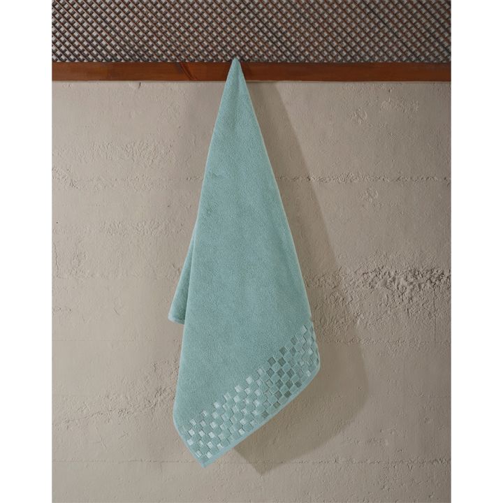 manamo-checker-abazanis-pirsakhotsi