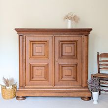 Product image of Collector Tbilisi ბელგიური ბუფეტი (რესტავრირებული)