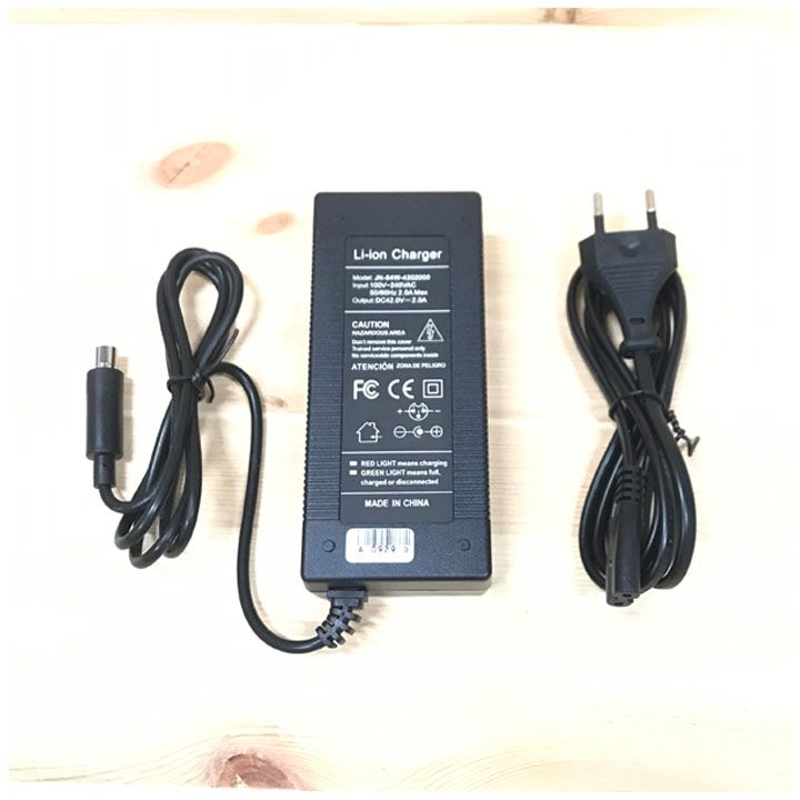 eleqtro-skuteris-damteni-42v-2a-photo-2