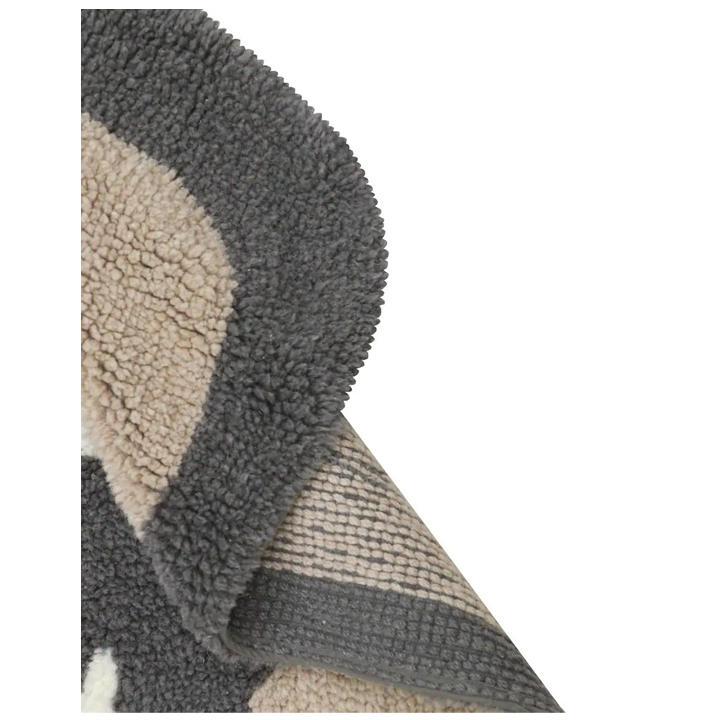 lorena-canals-woolable-rug-batboy-khelnaketi-sabavshvo-khalicha-photo-2