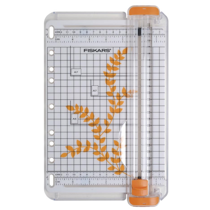 fiskars-1004637-a5-giliotinuri-qaghaldis-sachreli