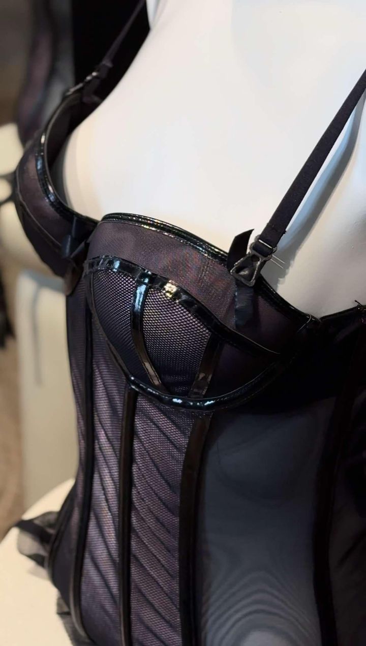 corset69-photo-4