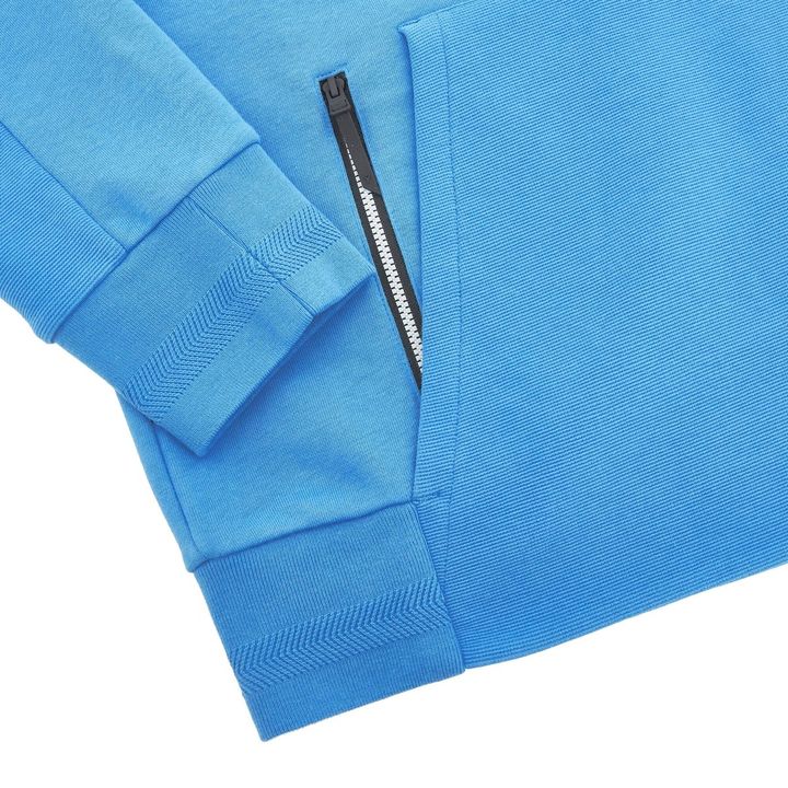 kritis-roundneck-sweatshirt-azzs-photo-3