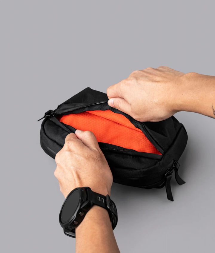 alpaka-flight-sling-1l-black-x-pac-vx42-chanta-photo-3